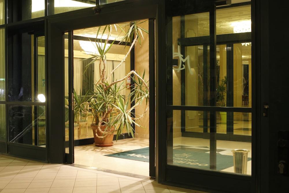Club Esse Mediterraneo Montesilvano Marina Exterior foto