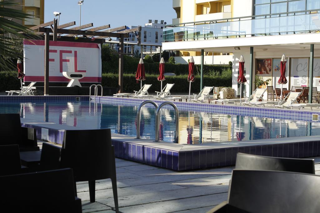 Club Esse Mediterraneo Montesilvano Marina Exterior foto